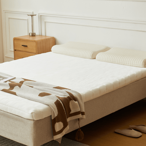 Premium boxmadras seng i beige 140x200 cm med 7 cm topmadras i memoryskum ekskl. ben