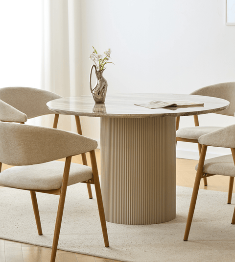 Martina rundt spisebord beige marmorlook med søjleben Ø120 cm