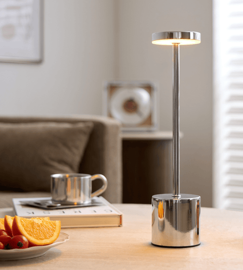 Elvis LED bordlampe Chrome