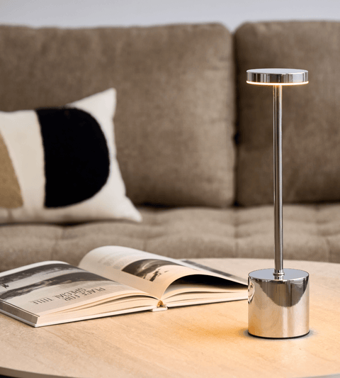 Elvis LED bordlampe Chrome