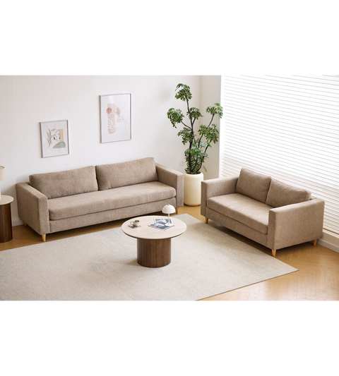 Hildur - 2 personers sofa i sand  L: 169 x D: 85 x H: 77 cm
