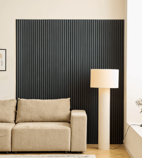 Premium fleksibel akustikpanel i sort egetræsfiner 2400x520x18 mm