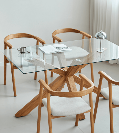 Sidney - Glas spisebord med ben i massiv egetræ 150x90 cm