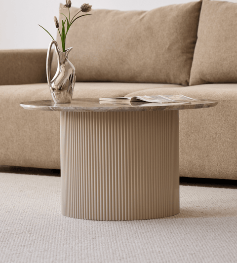 Martina rundt sofabord beige marmorlook med søjleben Ø80 cm