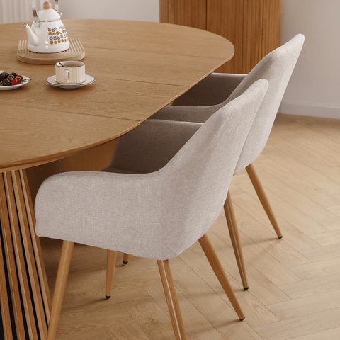Jenna spisebordstol - beige tekstil med egelook