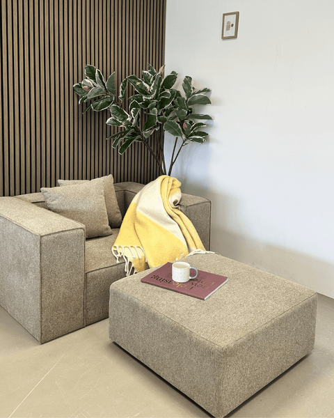 Premium akustikpanel i røget egetræsfiner 2400x520x18 mm