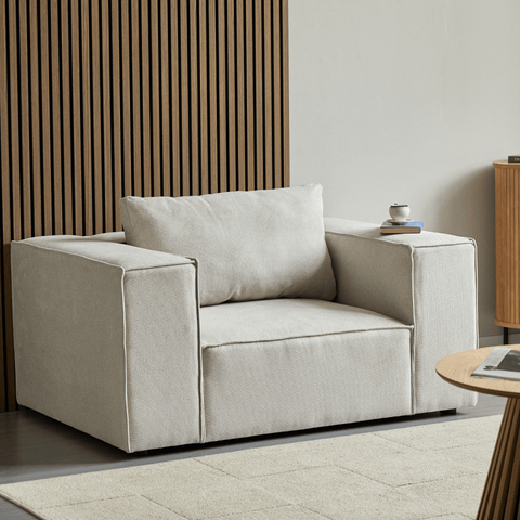 Hailey lænestol i beige L: 136 X D: 100 X H: 64 Cm