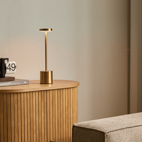 Elvis LED bordlampe guld