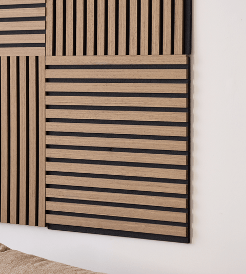 Premium akustikpanel i røget egetræsfiner 520x520x18 mm
