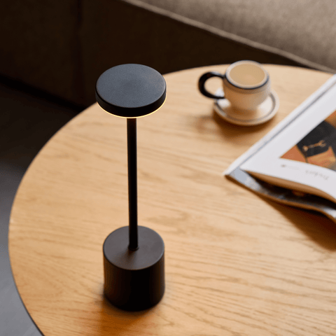 Elvis LED bordlampe sort